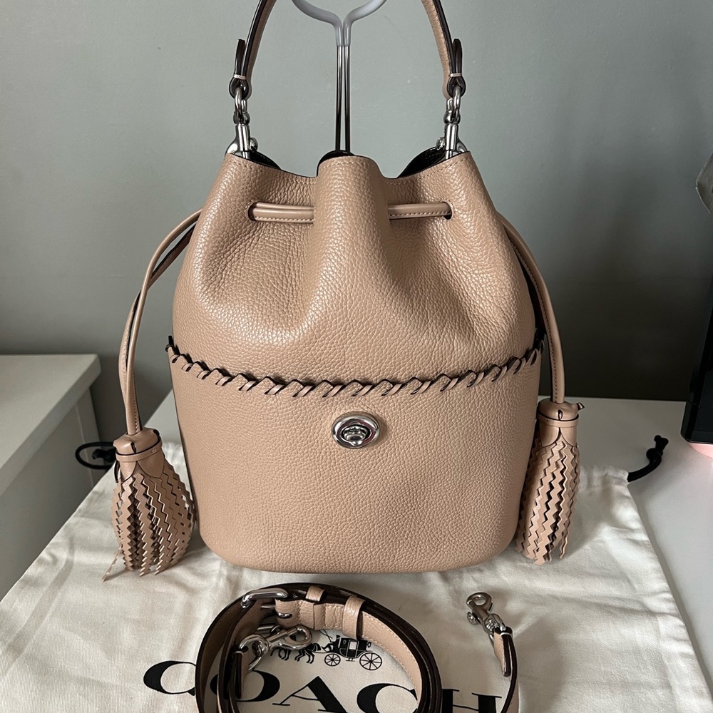 Coach Lora bucket bag